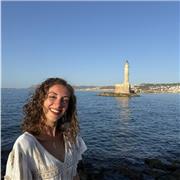 Laureanda in lettere classiche impartisce lezioni di italiano e letteratura italiana, anche per stranieri, online e in presenza